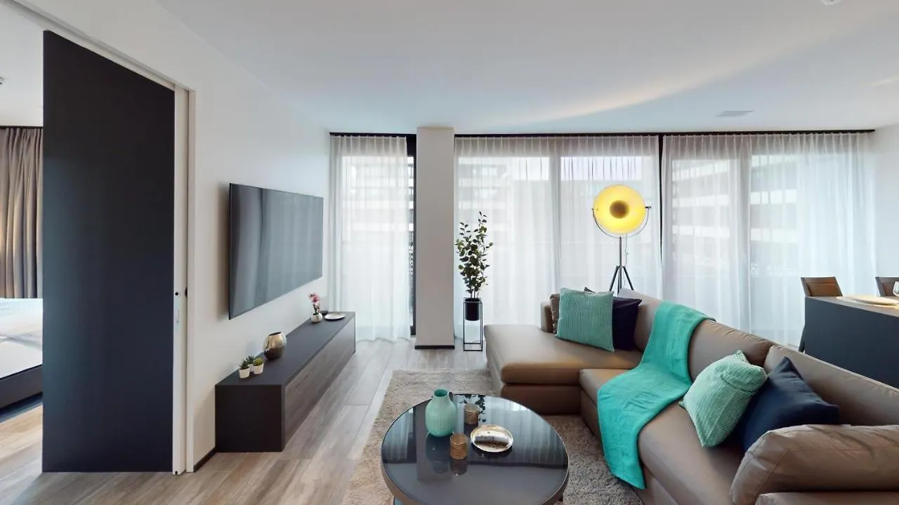 Spacious 1 Bedroom Apartment With Balcony Zurich
