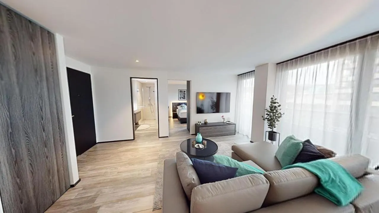 Spacious 1 Bedroom Apartment With Balcony Zurich 0*,